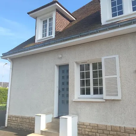 Апартаменты Jardin St Jean De Daye Saint-Jean-de-Daye